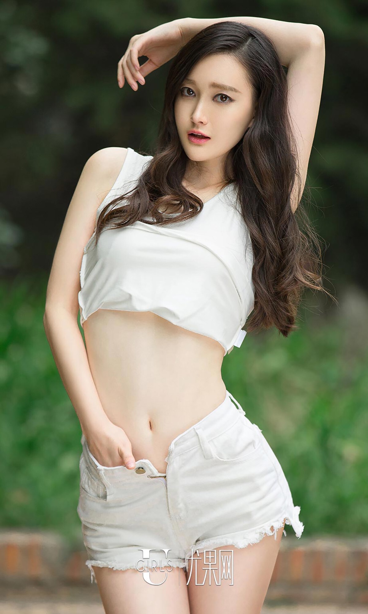 [Ugirls尤果网] 爱尤物专辑 2016.06.25 No.403 潇潇II